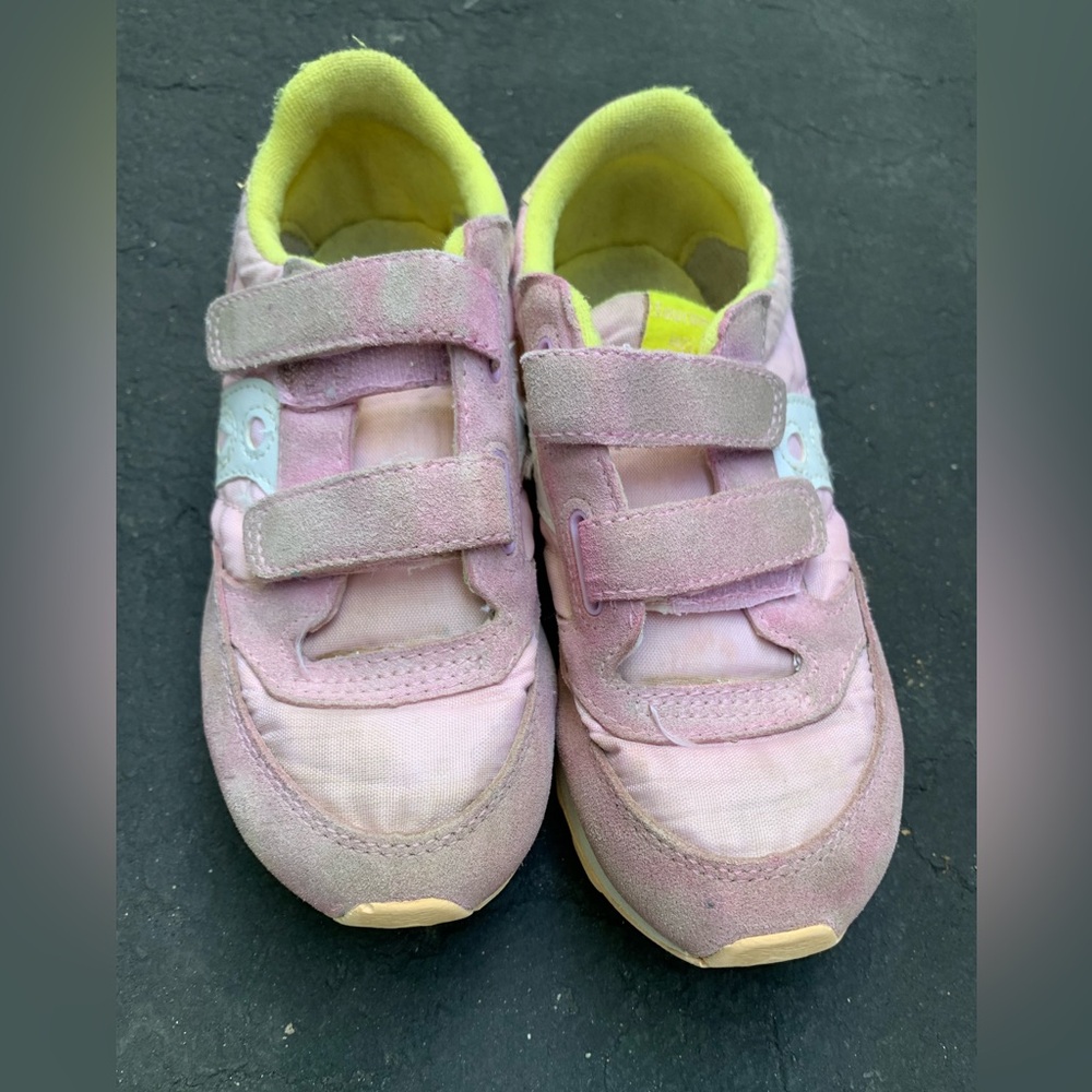 Saucony trainers